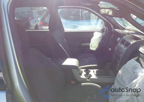 2011 Ford Escape Xlt from USA, damaged, VIN 1FMCU9D74BKC47280